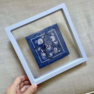💙 HERMES 2018 Carre Club Event Scarf Print Cookie With Frame Stand
